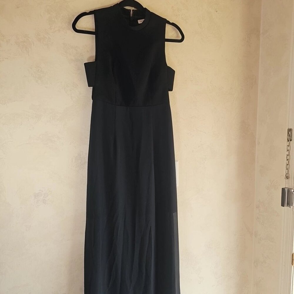 BCBGeneration Halter Style Black Polyester Sleeveless Lined Maxi Dress-Size: 2